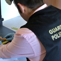 Detenido por falsificar bajas médicas a cuatro alumnos de cursos de formación