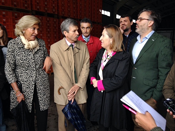 Navarro critica a la ministra la paralización de las obras del AVE extremeño