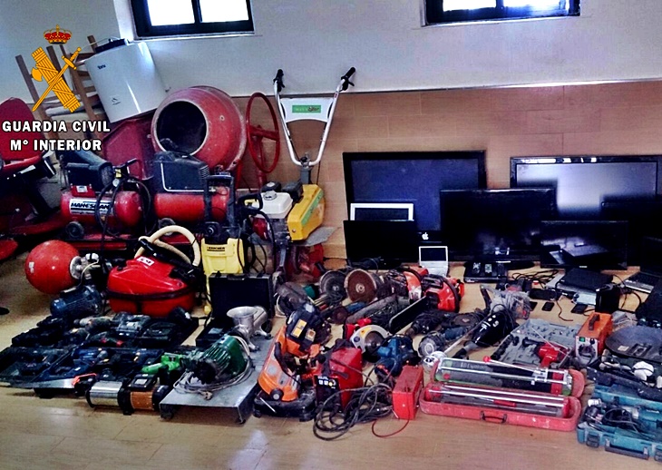 Cuatro detenidos por 13 robos en casas de campo de la región