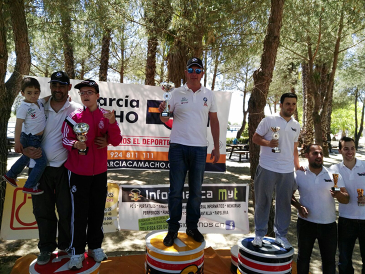 Caballero encarrila el Campeonato de Extremadura de Slalom