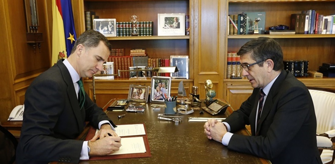 El Rey firma el decreto de convocatoria de elecciones para el 26-J