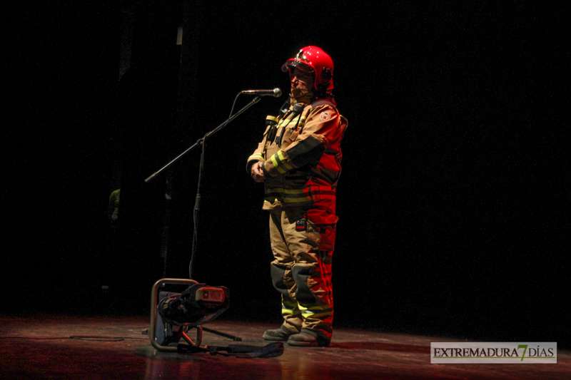 Teatro para concienciar del peligro de unir el alcohol y la conducción