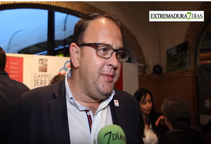 Osuna resalta la importancia de la gastronomía extremeña en el Salón del Jamón