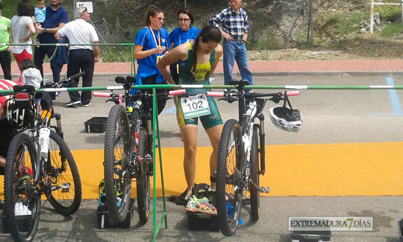 Imágenes del IV Triatlon Costa Dulce de Orellana la Vieja