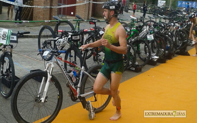 Imágenes del IV Triatlon Costa Dulce de Orellana la Vieja