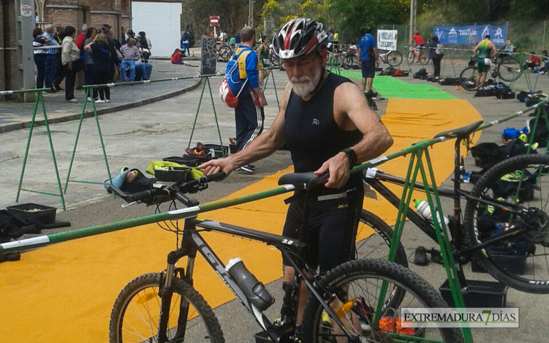 Imágenes del IV Triatlon Costa Dulce de Orellana la Vieja
