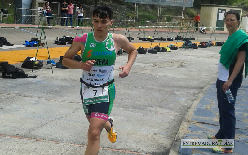 Imágenes del IV Triatlon Costa Dulce de Orellana la Vieja
