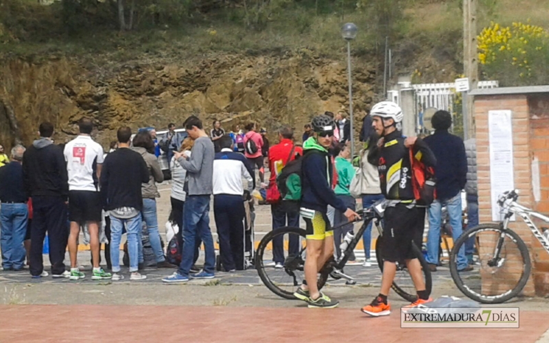 Imágenes del IV Triatlon Costa Dulce de Orellana la Vieja