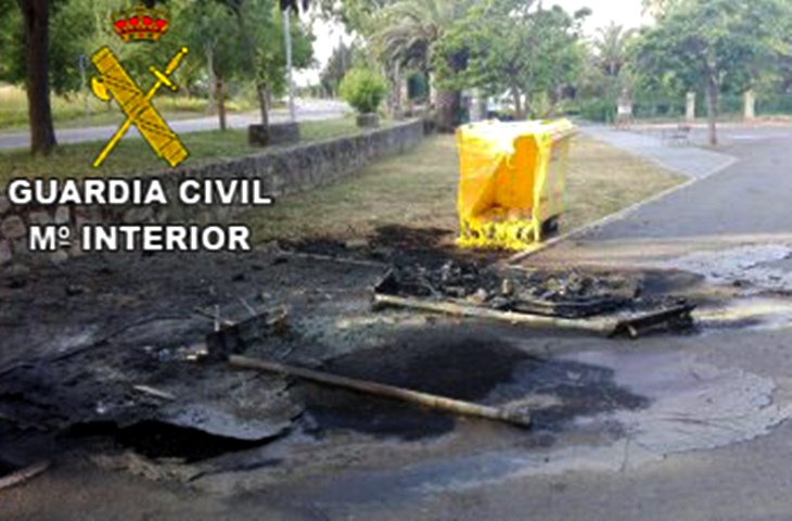 Detenido por quemar 11 contenedores en Malpartida de Cáceres