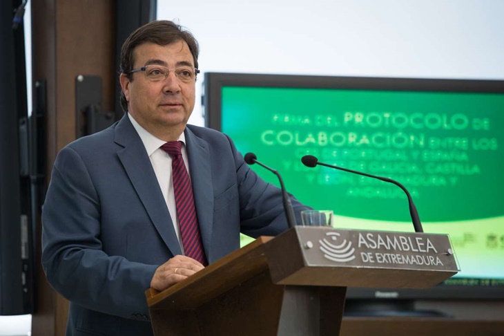 Vara indica que los grandes cambios sociales se acometen “desde abajo”