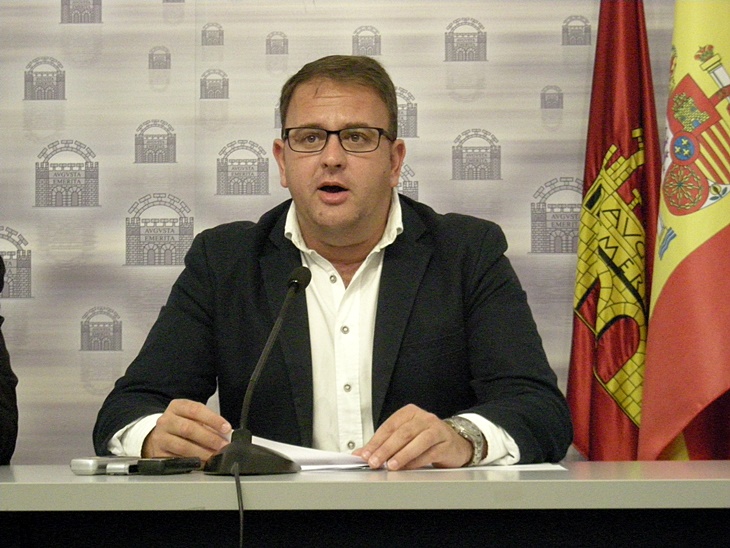 Osuna: “IU tiene intereses electorales por encima de los municipales”