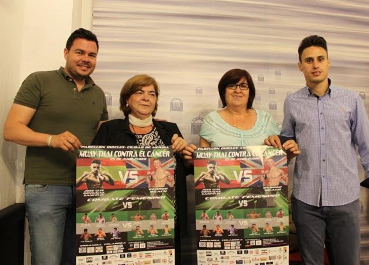 Combate de Muay Thai contra el cáncer