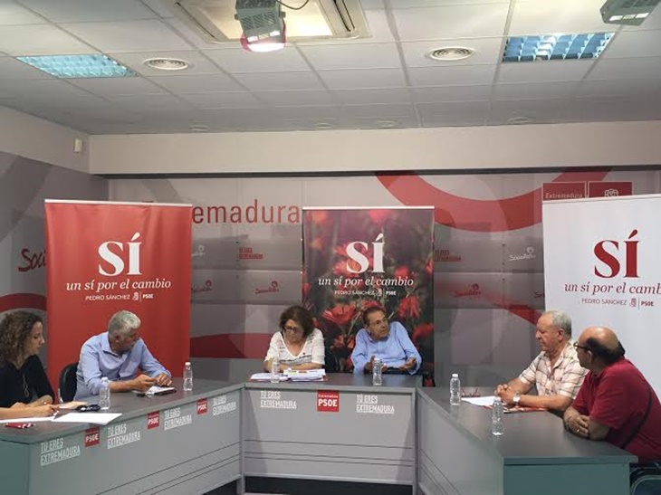 PSOE: “Siempre hemos luchado por los mayores, y lo seguiremos haciendo”