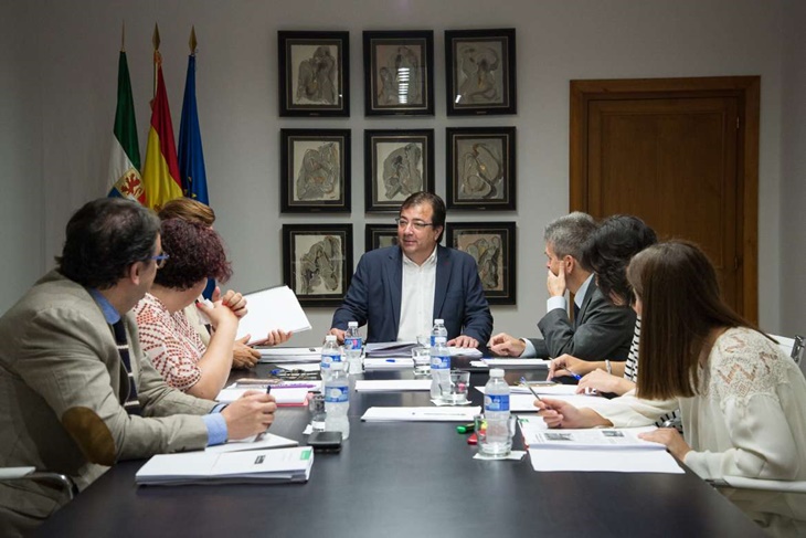Más de 900.000 euros para las ayudas a libros de texto en centros concertados