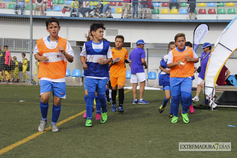 Primer día de Mundialito en imágenes