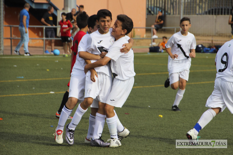 Primer día de Mundialito en imágenes