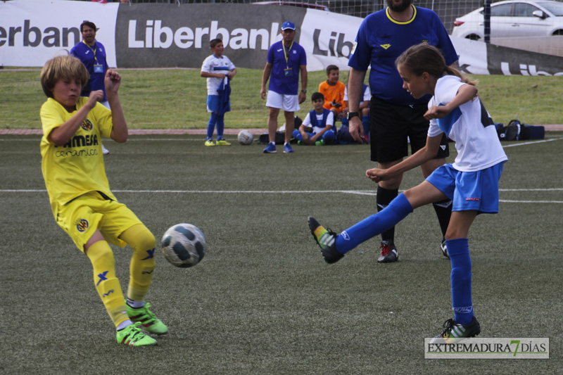 Primer día de Mundialito en imágenes