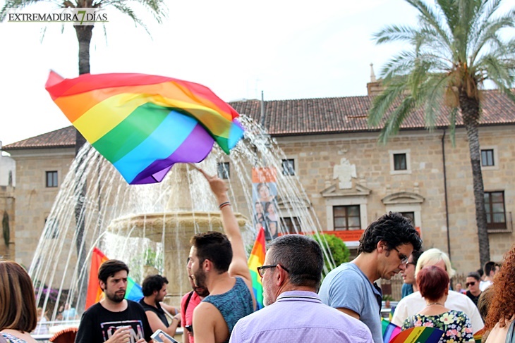 Imágenes del Día del Orgullo LGTBI en Extremadura