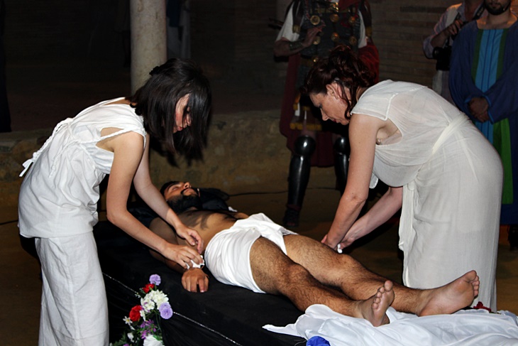 Imágenes de un funeral romano