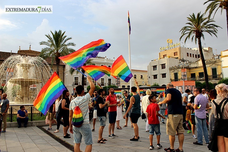 Imágenes del Día del Orgullo LGTBI en Extremadura