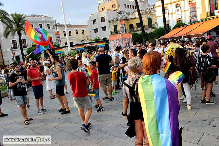 Imágenes del Día del Orgullo LGTBI en Extremadura