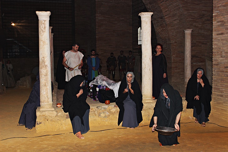Imágenes de un funeral romano