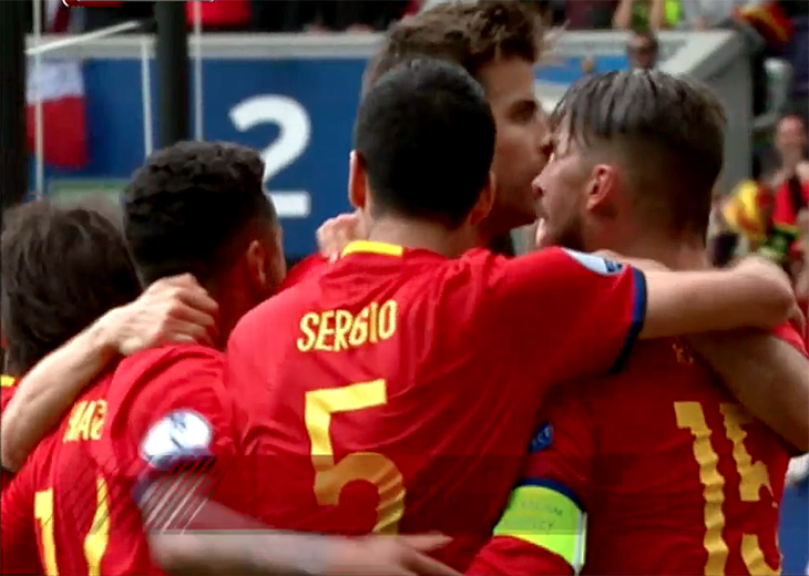 Piqué le da los tres primeros puntos a España en la Eurocopa