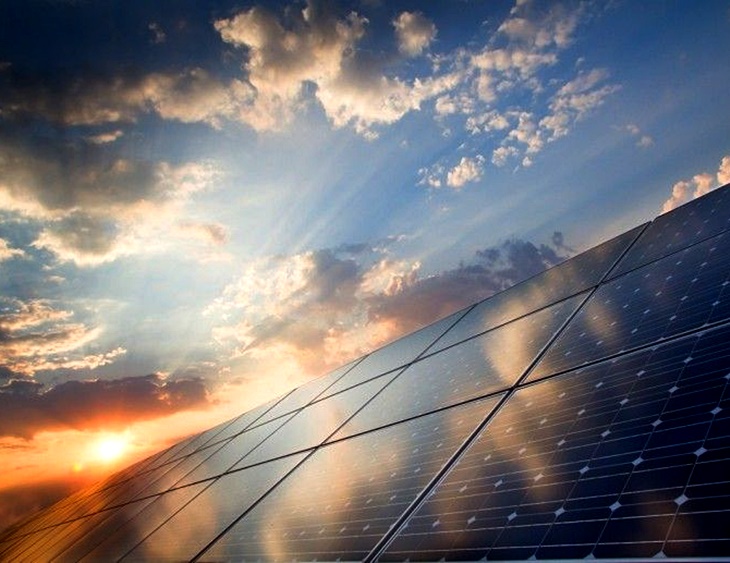 Empresas extremeñas de la industria solar en busca de nuevos mercados