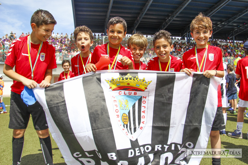 ¿Ha participado tu hijo/a en el Mundialito? encuéntral@ en nuestra galería