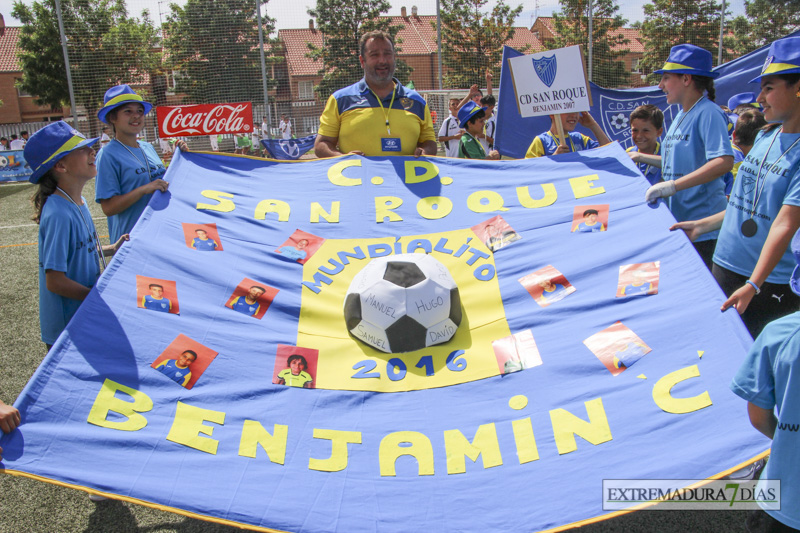 ¿Ha participado tu hijo/a en el Mundialito? encuéntral@ en nuestra galería