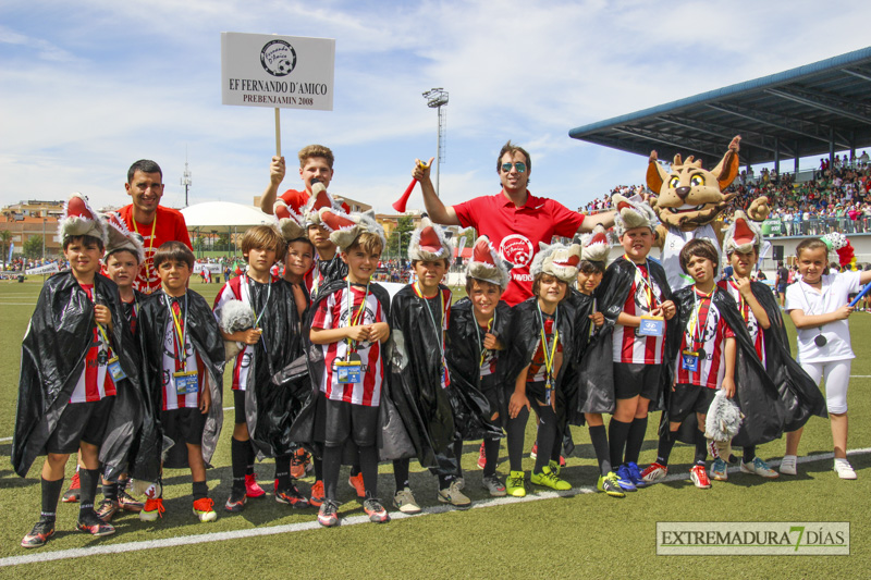 ¿Ha participado tu hijo/a en el Mundialito? encuéntral@ en nuestra galería