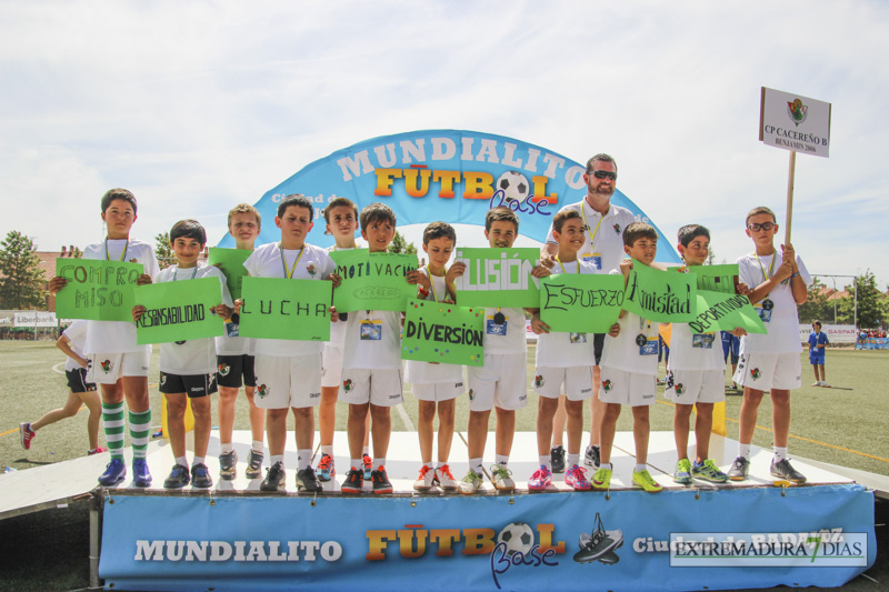 ¿Ha participado tu hijo/a en el Mundialito? encuéntral@ en nuestra galería