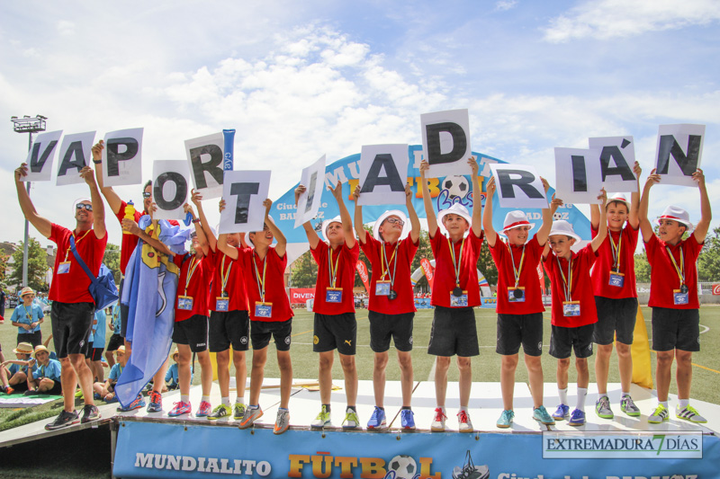 ¿Ha participado tu hijo/a en el Mundialito? encuéntral@ en nuestra galería