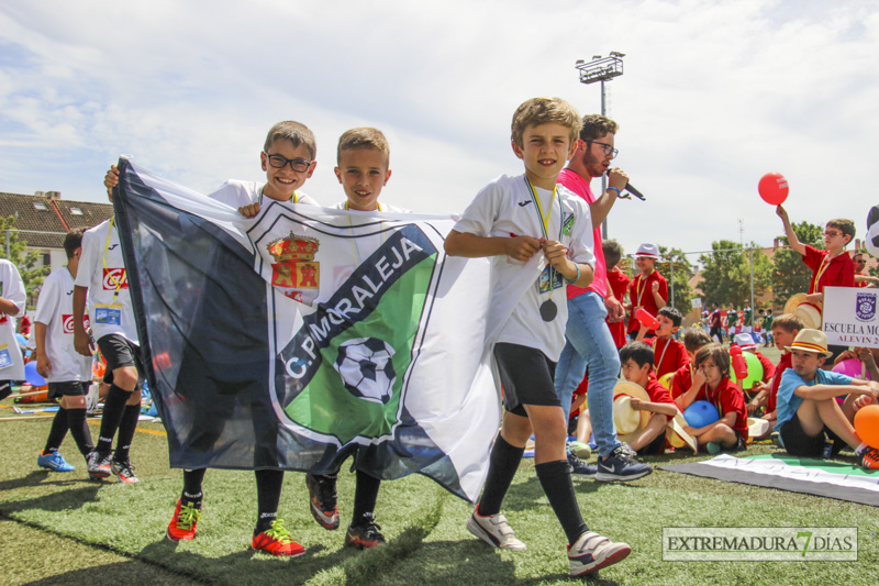 ¿Ha participado tu hijo/a en el Mundialito? encuéntral@ en nuestra galería