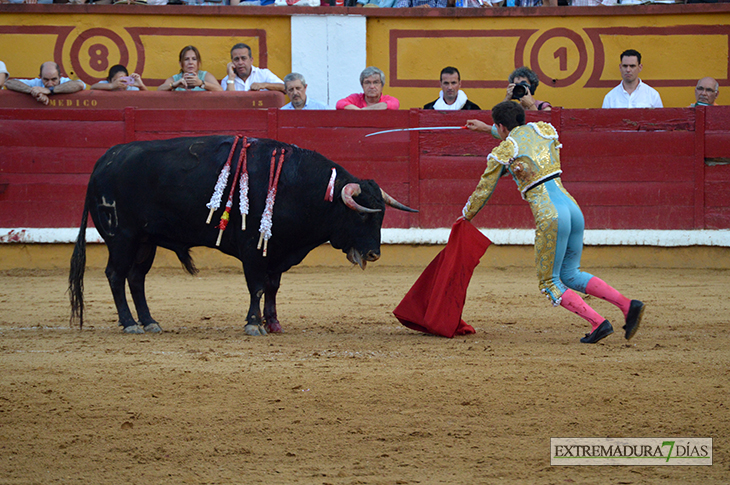 Galería de fotos de la segunda de feria taurina San Juan 2016