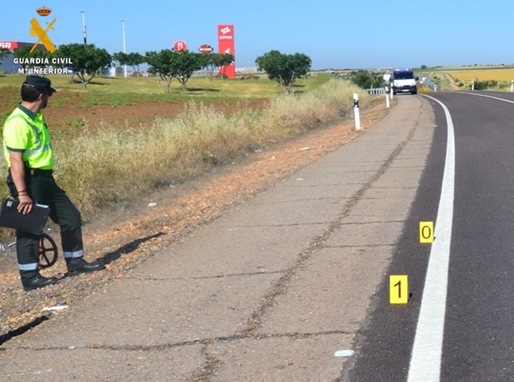 Localizado el conductor que huyó tras atropellar a un ciclista