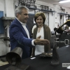 Imágenes de la visita de Fragoso la Escuela de Artes y Oficios ‘Adelardo Covarsí’