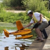 Los hidroaviones sobrevuelan el Guadiana en Badajoz