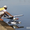 Los hidroaviones sobrevuelan el Guadiana en Badajoz