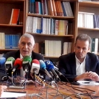 La reválida continua siendo objeto de disputa entre la Junta y el PP