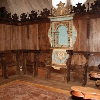 La Iglesia de Santa María de Trujillo estrena escalera y sillería