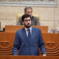 PSOE, C’s y Podemos se oponen al pago “inmediato” de las becas universitarias