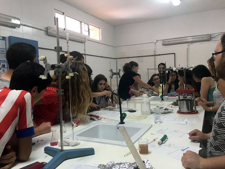 Aprender agricultura e inglés a la vez es posible