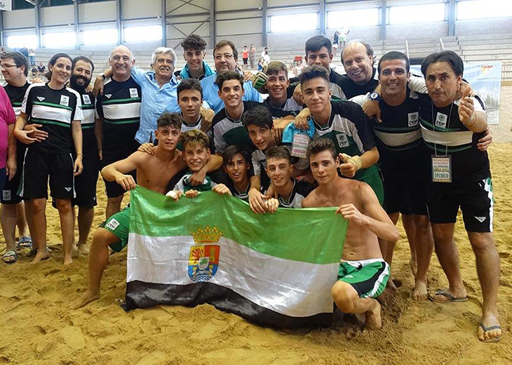 Extremadura se proclama campeona de España de Fútbol Playa Cadete