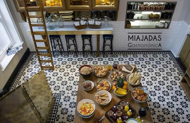 Una veintena de famosos se vuelcan con ‘Miajadas Gastro’