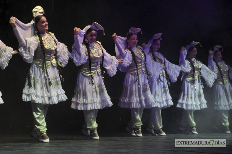 Benamejí, Puerto Rico y Rusia cierran el Festival Folklórico Internacional