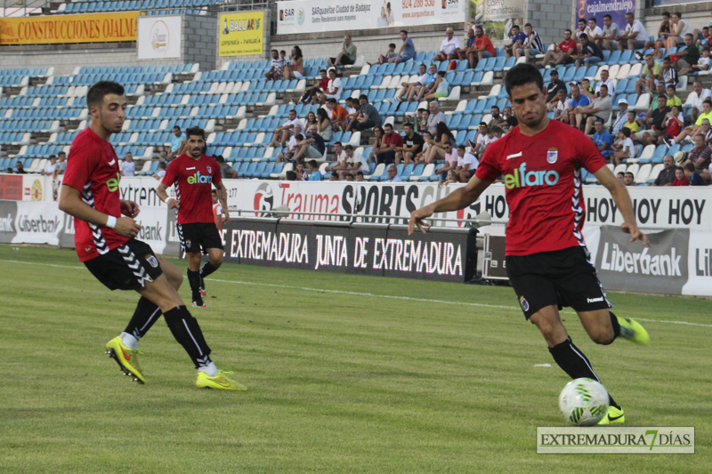 Imágenes del CD Badajoz - Extremadura UD en el Trofeo Ibérico