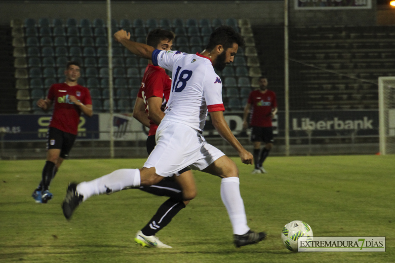 Imágenes del CD Badajoz - Extremadura UD en el Trofeo Ibérico