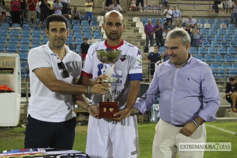 Imágenes del CD Badajoz - Extremadura UD en el Trofeo Ibérico