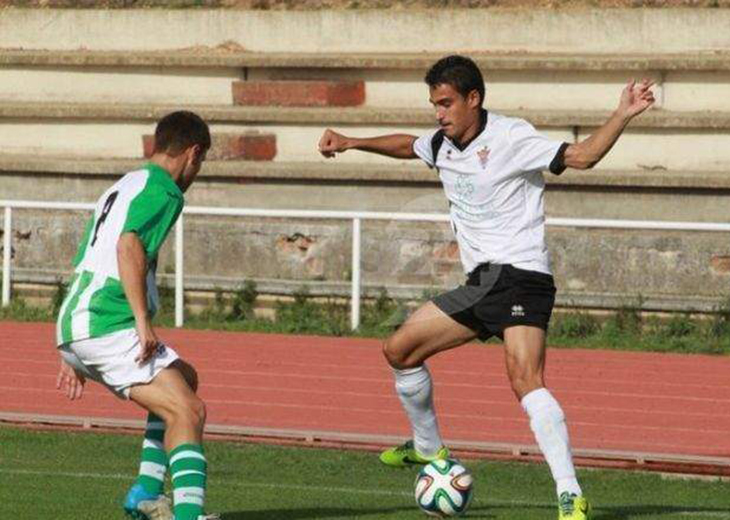 El CD Badajoz ficha a David Gallego y define su cuerpo técnico